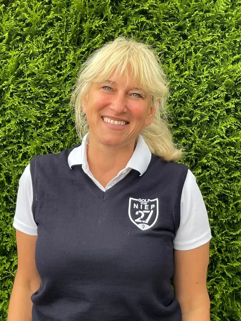 Alexandra Budak, Golfmanagerin – Golfclub Niep